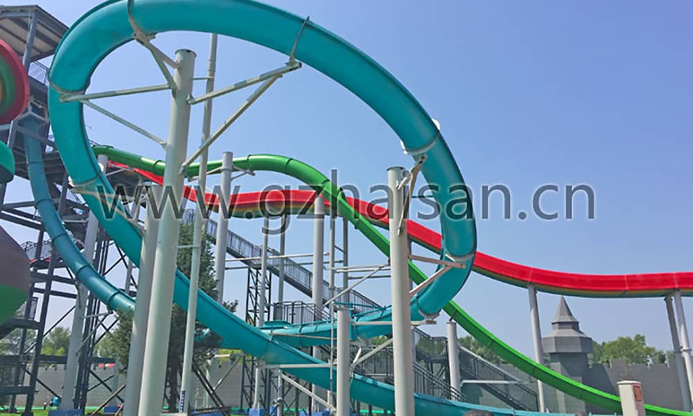 惊险刺激的大回环滑道