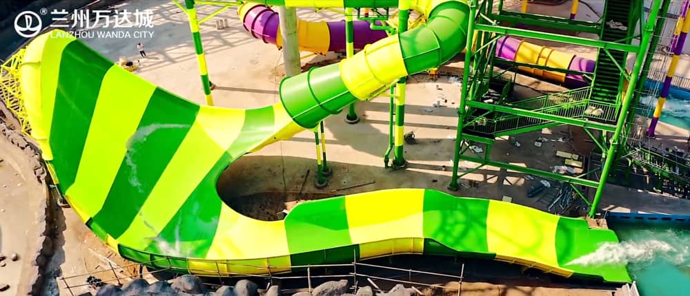 兰州万达茂水乐园冲天回旋滑道 兰州万达茂水乐园冲天回旋滑道