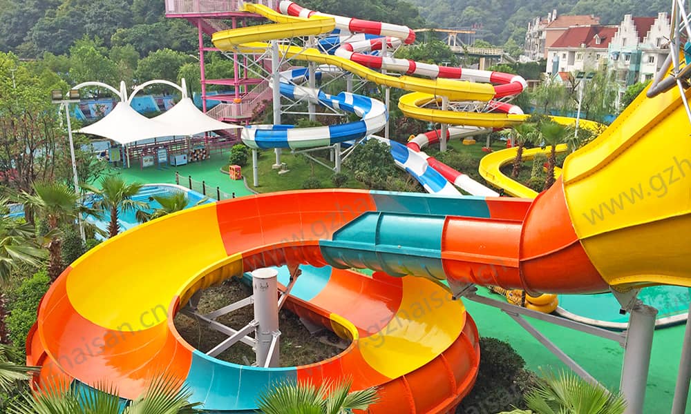 浙江杭州浪浪浪水公园大喇叭、螺旋滑道