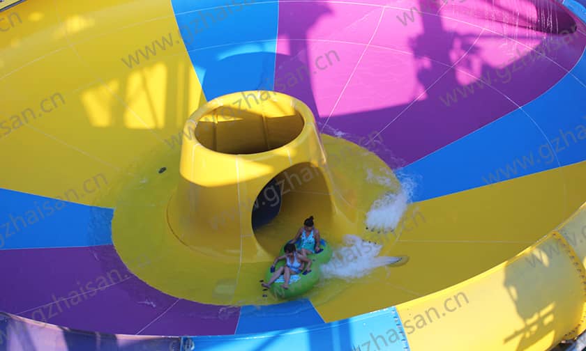 浙江横店梦幻谷水世界中碗滑道 浙江横店梦幻谷水世界中碗滑道