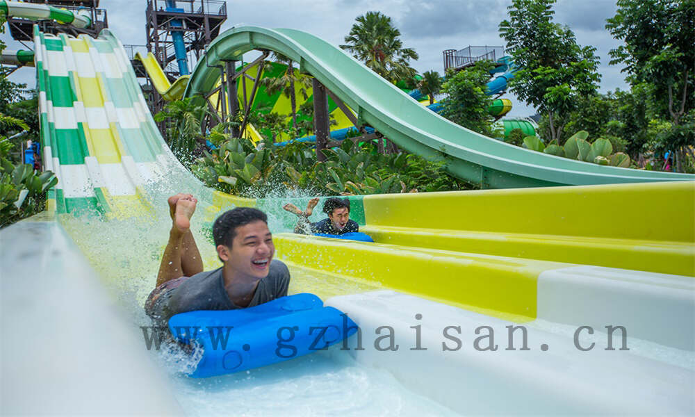 生产水上乐园设备公司