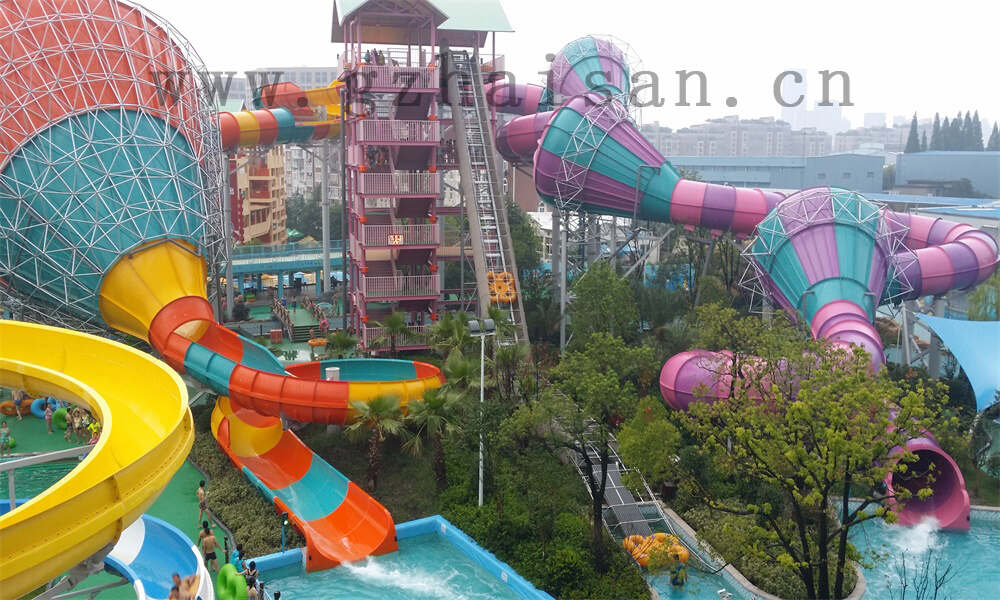 中小型水上乐园如何选择合适的水上游乐设备？