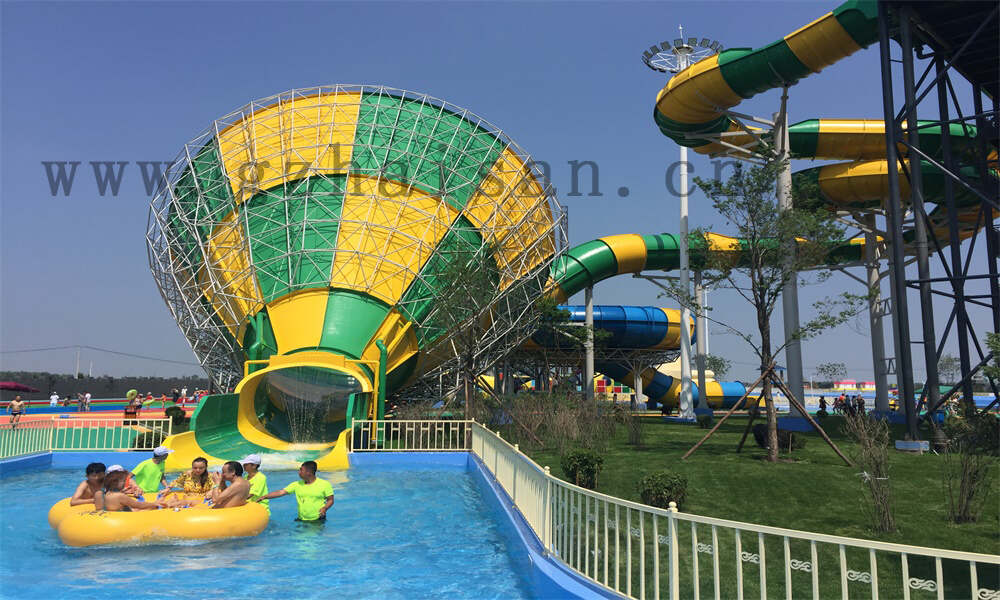 水上游乐设施滑梯厂家：打造刺激水上乐园体验