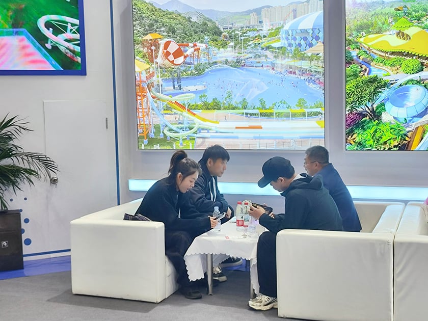 相聚郑州，引爆热潮——壹号娱乐-com游乐亮相2025中国（郑州）旅游休闲娱乐产业博览会，实力领航水上游乐新纪元！